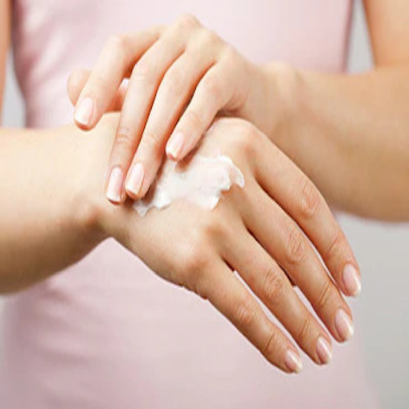 av_hautexperten_reinigung_haende-waschen_trockenhaut_472x297